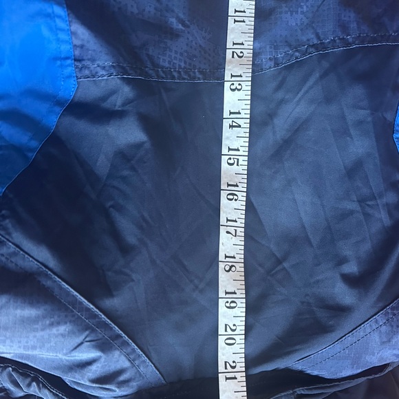 Snozu Boy’s zip-off Hooded Puffer Jacket - Picture 8 of 11